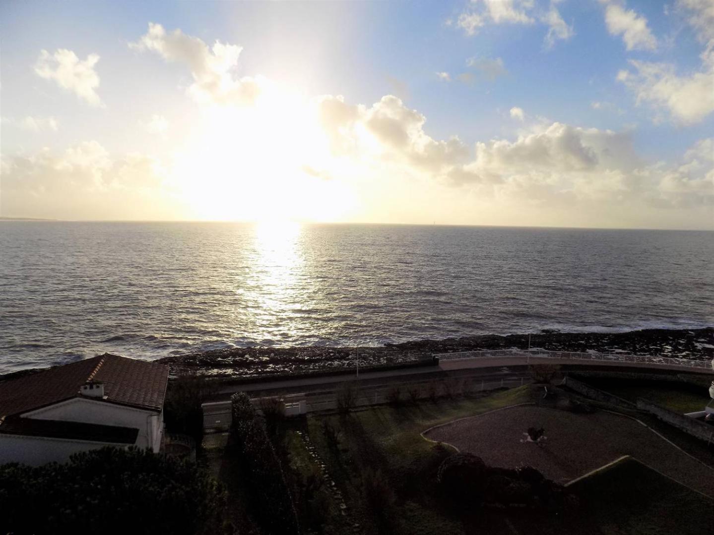 Royan - Pleine Vue Mer Pour Cet Appartement Classe 2 Etoiles - Les Tamaris Exteriér fotografie